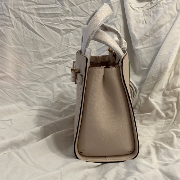New with tags Kate Spade Small Lanie (Milton lace Saffiano- pumice) - Picture 4 of 6